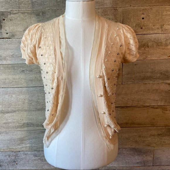 Beaded short-sleeved cardigan sweater size small - Picture 2 of 12